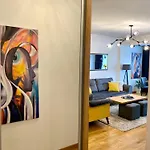 Aj Luxe